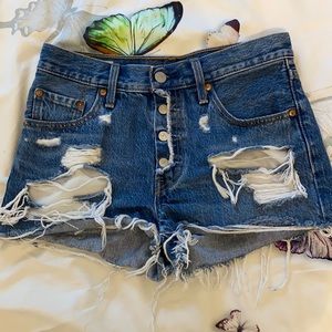 Levi’s size 25 high rise jean shorts